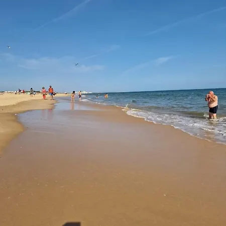 Fantastico T2 Ac Wi-fi E Tv Cabo 2wc Toalhas E Lencois
