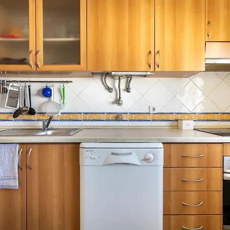 Casa de Férias Fantástico T2 Ac Wi-fi E Tv Cabo 2wc Altura