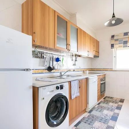 Feriehus Fantastico T2 Ac Wi-fi E Tv Cabo 2wc Altura