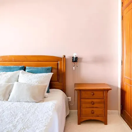 Fantastico T2 Ac Wi-fi E Tv Cabo 2wc Сasa de vacaciones *